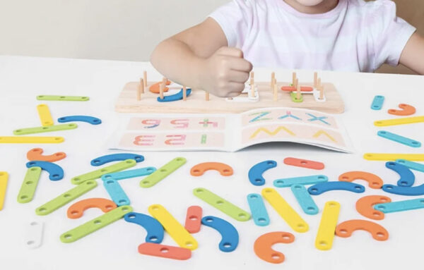 Puzzle d'écriture en bois : Apprends à écrire en t'amusant – Image 3